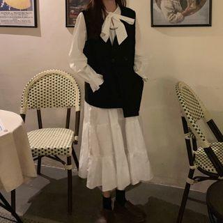 Long-sleeve Midi A-line Dress / Double-breasted Vest