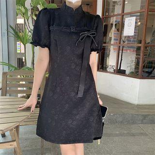Short-sleeve Rose Jacquard Qipao