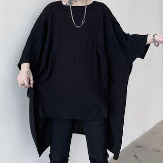 Bating-sleeve T-shirt