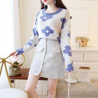 Floral Patterned Sweater / Buttoned A-line Mini Skirt / Set