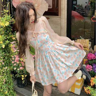 Spaghetti-strap Floral Mini A-line Dress / Cropped Light Jacket