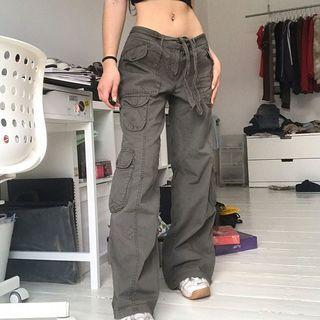 Low-rise Wide Leg Cargo Jeans