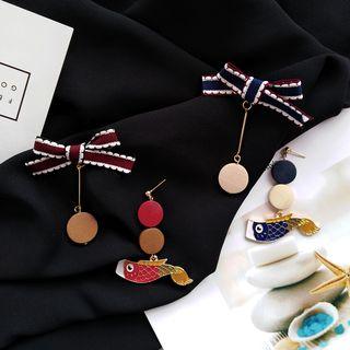 Non-matching Carp Fish & Bow Dangle Earring
