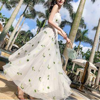 Set: Embroidered Wide-strap Top + Maxi Mesh Skirt