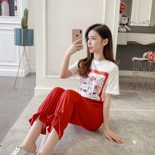 Set: Printed Short-sleeve T-shirt + Cropped Harem Pants
