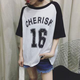 Lettering Elbow Raglan Sleeve T-shirt