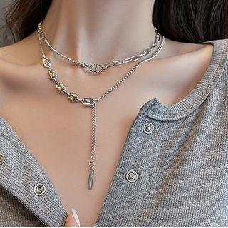 Rhinestone Layered Choker Pig Nose Tassel Necklace - One Size