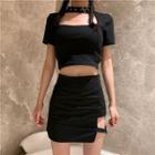 Short Sleeve Cropped Top Black - One Size