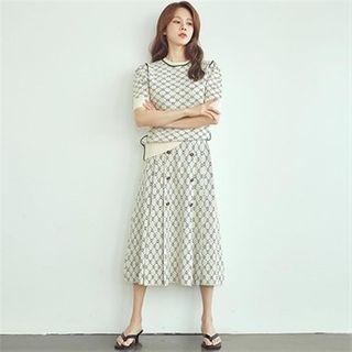 Button-trim Heart Patterned Skirt