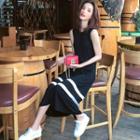 Sleeveless Contrast Lining Midi A-line Dress