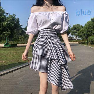 Off-shoulder Top / Checked Skirt