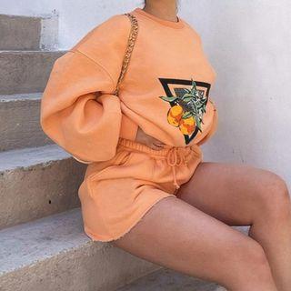 Set: Long Sleeve Printed Loose-fit Sweatshirt + Shorts