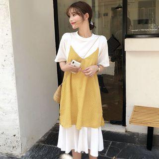 Set: Short-sleeve T-shirt + Midi Pinafore Dress