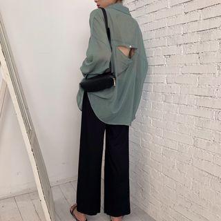 Open Back Oversize Light Shirt / Cropped Wide-leg Pants
