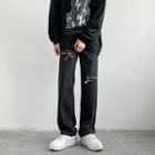 Loose Fit Zipped Jeans