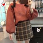 Puff-sleeve Pullover / Plaid A-line Skirt