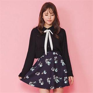 Pleated-collar Tie-neck Blouse
