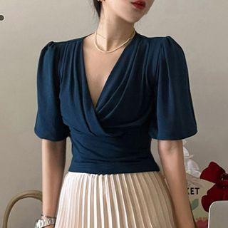 Short-sleeve V-neck Plain Ruched Cropped Top Dark Blue - One Size