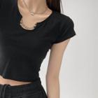 Chain-neckline Crop T-shirt In 5 Colors