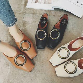 Round Buckle Square Toe Loafers