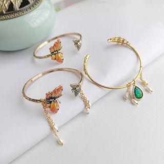 Butterfly Open Bangle / Freshwater Pearl Fringed Open Bangle
