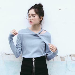 Cutout Long-sleeve Knit Sweater