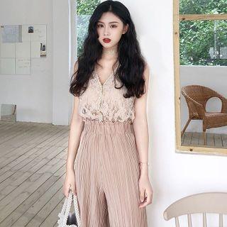 Sleeveless Buttoned Lace Top / High-waist Accordion-pleat Wide-leg Pants
