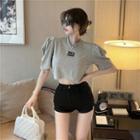 Puff-sleeve Applique Cropped T-shirt