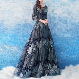 Patterned 3/4 Sleeve Evening Gown