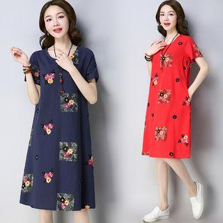 Short-sleeve Flower Embroidered Dress