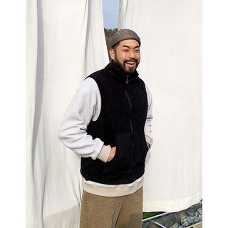 High-neck Zip-up Fleece Vest