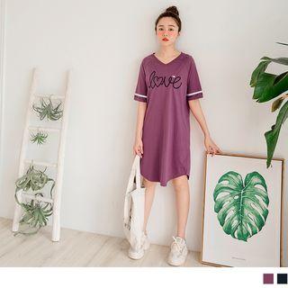 Lettering Embroidered Contrast Stripe Shift Dress