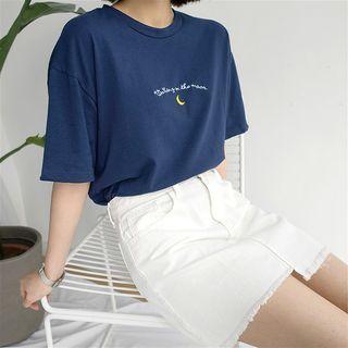 Moon Embroidered Loose-fit Short-sleeve T-shirt