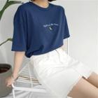 Moon Embroidered Loose-fit Short-sleeve T-shirt