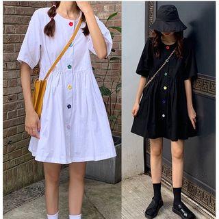 Short-sleeve Flower Shaped Button A-line Dress
