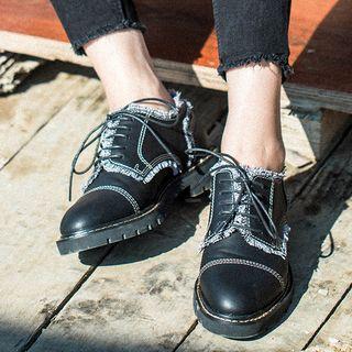 Fringed Low Heel Oxfords