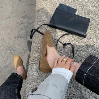 Round-neck Faux-suede Loafers