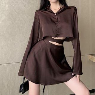 Long-sleeve Cropped Top / Lace-up A-line Skirt
