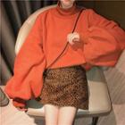 Puff-sleeve Pullover / Leopard Print Mini A-line Skirt