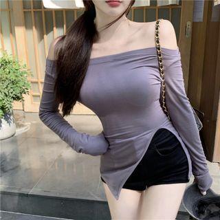 Off-shoulder Long Sleeve Split Top / High Waist Shorts