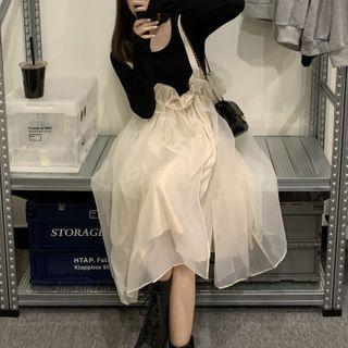 Long-sleeve T-shirt / Suspender Midi A-line Skirt