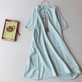 Short-sleeve Floral Embroidered Linen A-line Dress