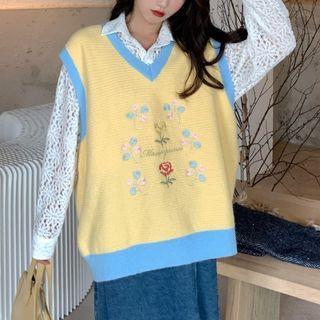 V-neck Rose Print Sweater Vest