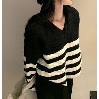 Two-tone Striped Cropped Sweater