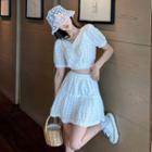 Short-sleeve Floral Embroidered Cropped Blouse / A-line Skirt