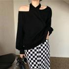 Cold-shoulder Sweatshirt / Checker Print Midi A-line Skirt