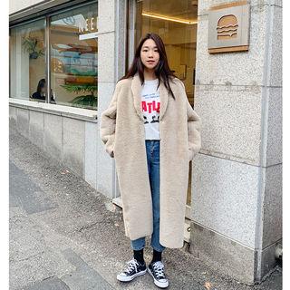 Lapelled Long Faux-fur Coat