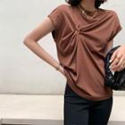 Short-sleeve Pinned T-shirt
