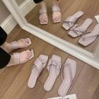 Slide Sandals / Flip-flops