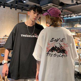 Short-sleeve Lettering Mountain Print T-shirt